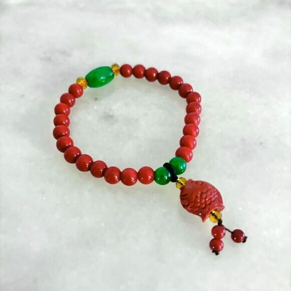 NWOT Coi Fish Charm Lucky Fortune Prosperity Elastic Beaded Bracelet Red OS - Picture 2 of 3